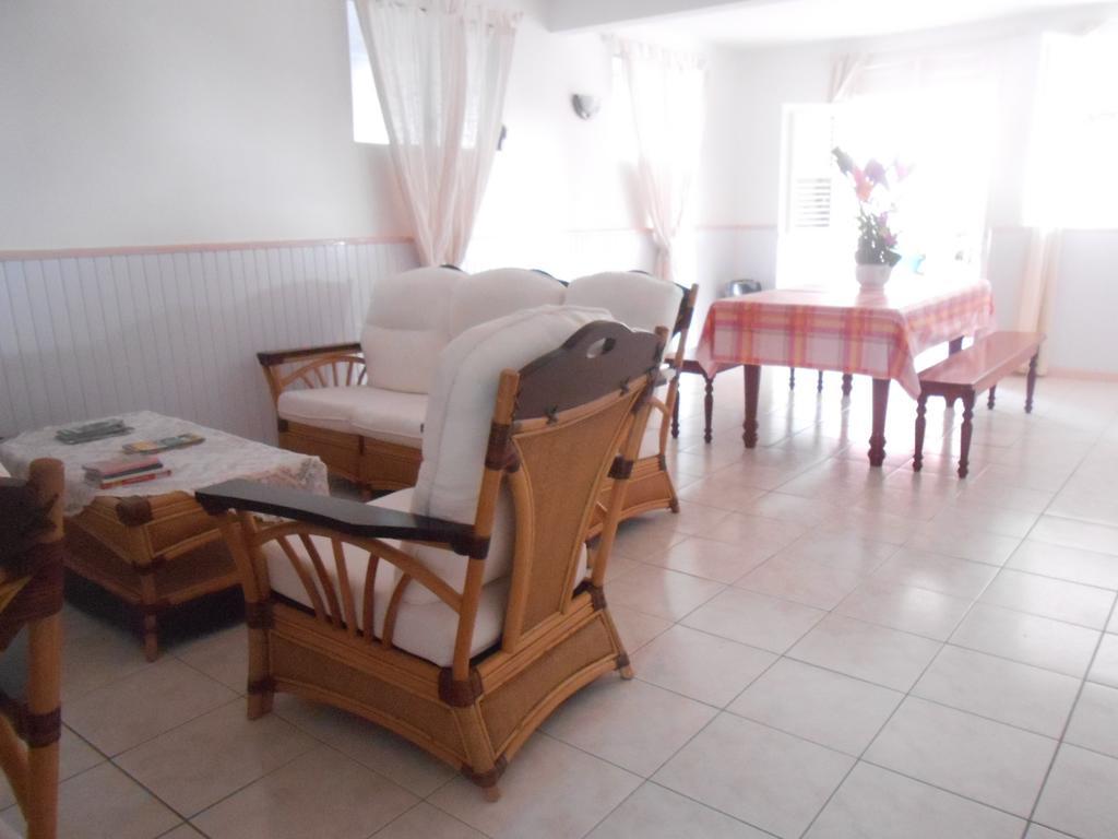 Chez Lucia Et Donatien Apartment Лез Анс-д'Арле Екстериор снимка
